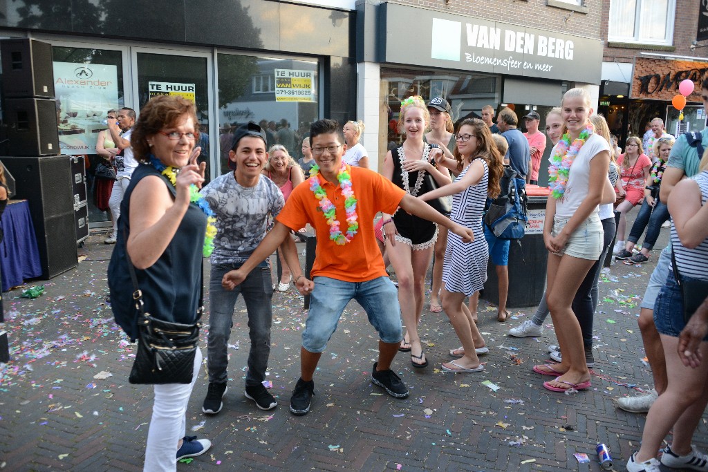 ../Images/Zomercarnaval Noordwijkerhout 2016 455.jpg